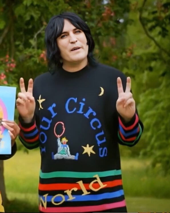 Great British Bake Off Noel Fielding Your Circus World Sweater 1