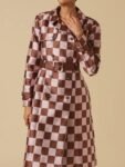 Emily-In-Paris-S04-Lily-Collins-Pink-Brown-Checkered-Trench-Coat-1