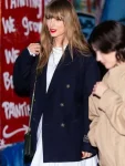 NYC-Dinner-Taylor-Swift-Navy-Blazer1.webp