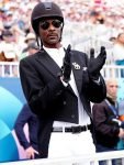 Snoop-Dogg-Olympic-Black-Tailcoat.jpg