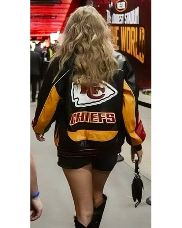 Chiefs Taylor Swift Buccaneers Game Jacket 2