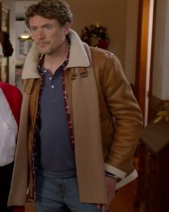 Believe-in-Christmas-John-Reardon-Brown-Leather-Jacket-1.jpg
