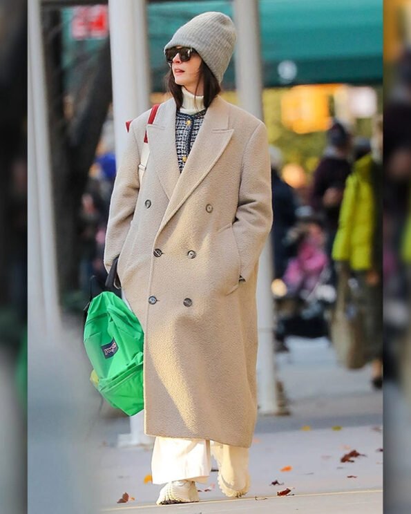 New-York-Anne-Hathaway-Coat1.jpg