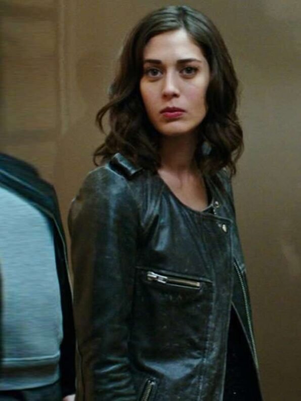 Now-You-See-Me-2-Lizzy-Caplan-Black-Leather-Jacket.jpg