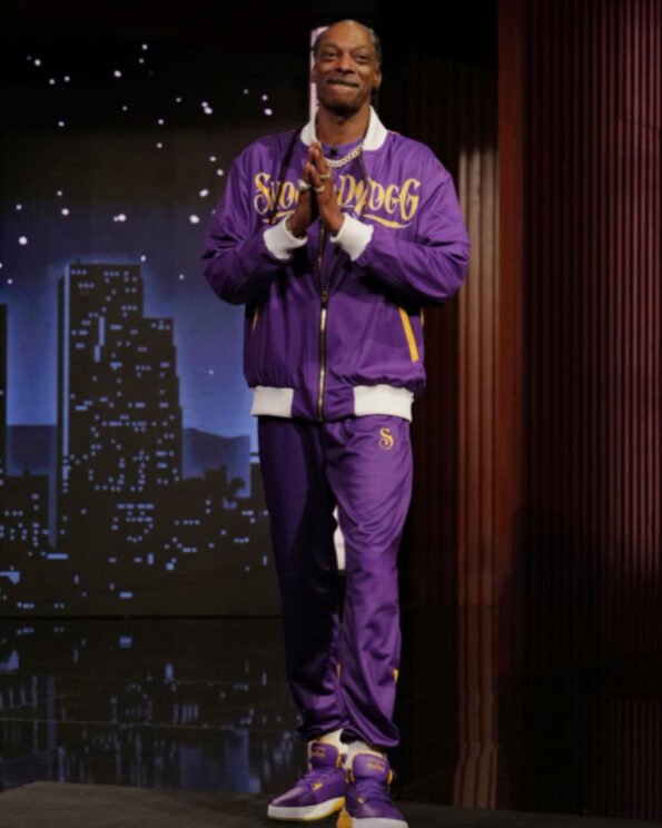 Snoop-Dogg-Jimmy-Kimmel-Live-Tracksuit-1.jpg