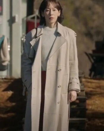 The-Trunk-S01-Seo-Hyun-jin-White-Leather-Long-Coat.jpg