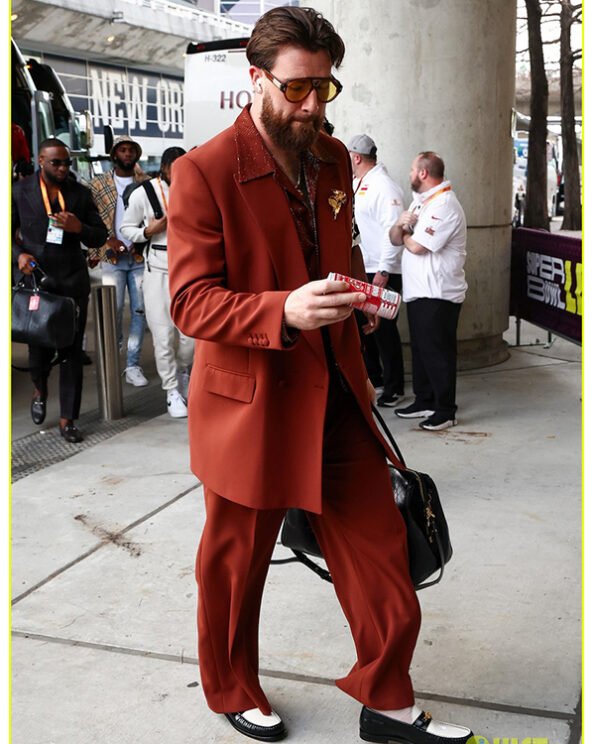 Travis-Kelce-Super-Bowl-LIX-Red-Suit1.jpg