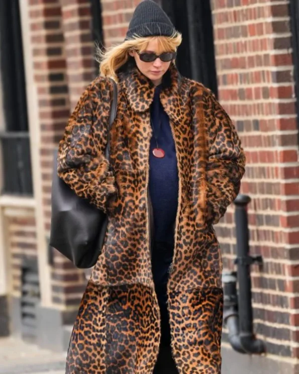 Jennifer-Lawrence-NYC-2025-Leopard-Print-Fur-Coat.webp