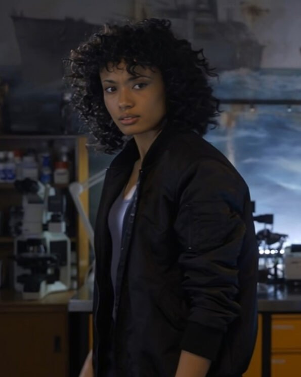 NCIS-Sydney-S02-Olivia-Swann-Jacket1.jpg