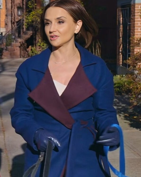 Sisterhood-Inc-Rachael-Leigh-Cook-Coat1.jpg