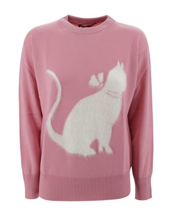 Access-Hollywood-2025-Bryce-Dallas-Howard-Pink-Cat-Sweater1.jpg