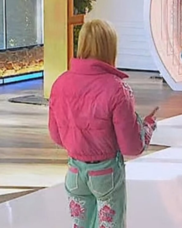 American-Idol-S23-Sophie-Powers-Heart-Print-Jacket3.jpg
