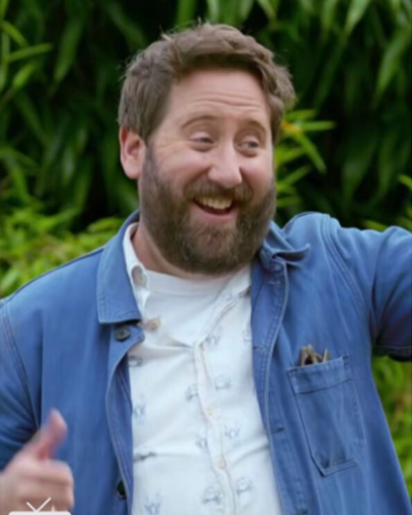 Great-Celebrity-Bake-Off-S08-Jims-Blue-Shacket.jpg