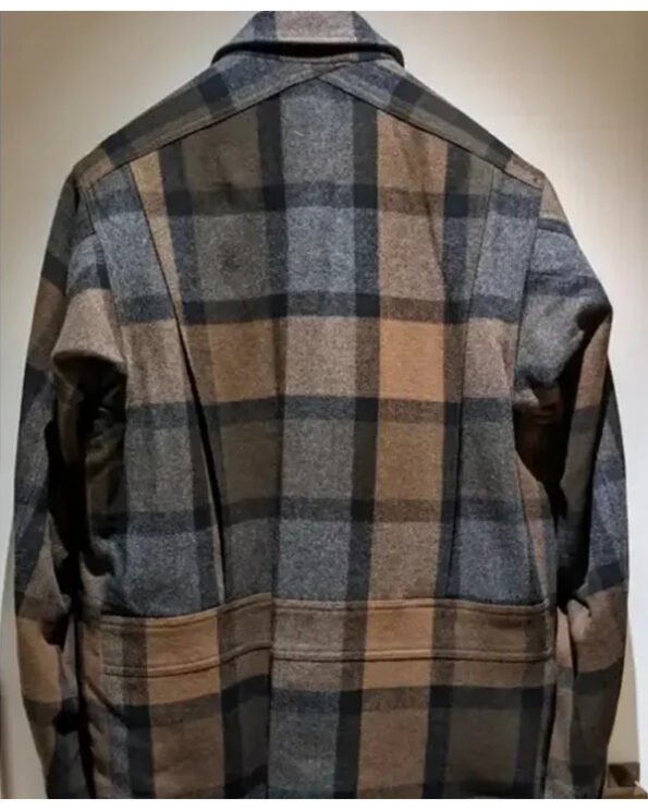 Grimm-S04-Russell-Hornsby-Multicolor-Checkered-Coat2.jpg