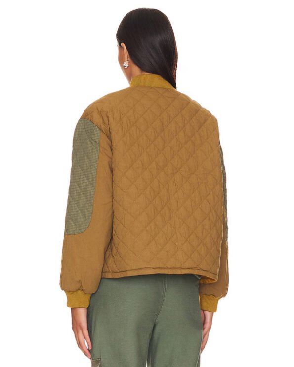 Ransom-Canyon-2025-Minka-Kelly-Green-Colorblock-Puffer-Jacket2.jpg