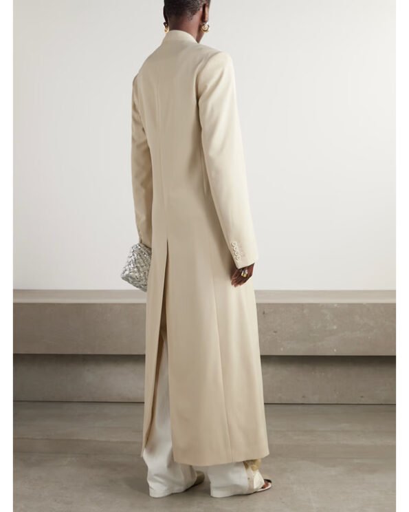 American-Idol-S08-Lionel-Richie-Long-White-Coat3.jpg