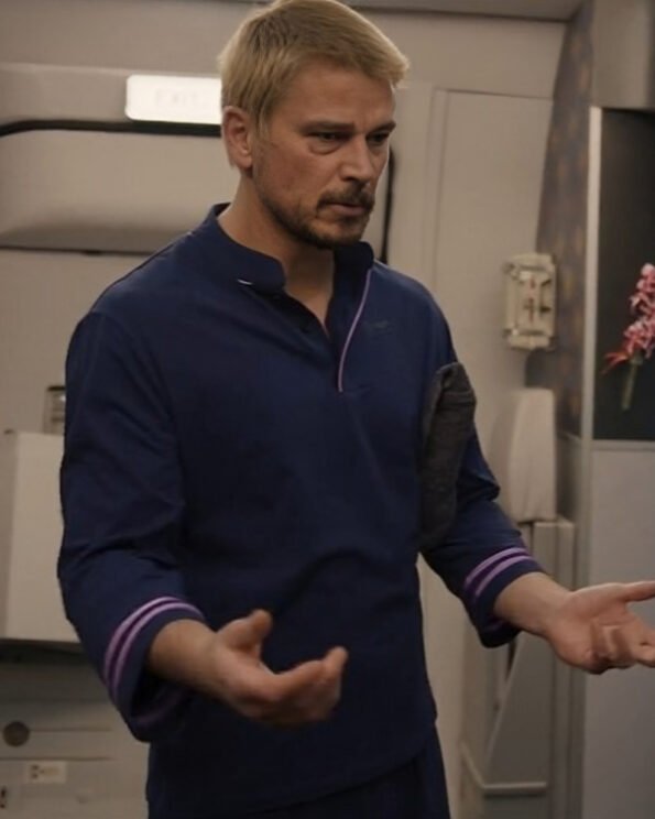 Fight-Or-Flight-2025-Josh-Hartnett-Track-Suit-1.jpg