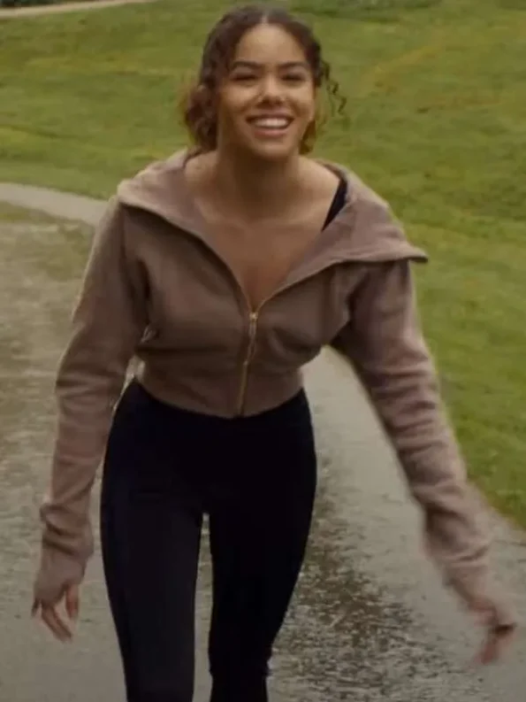 Antonia-Gentry-Ginny-Georgia-2025-Brown-Hoodie1-1.webp
