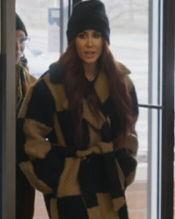 Down-Home-Fab-S03-Chelsea-DeBoer-Beige-Black-Checkered-Coat.jpg