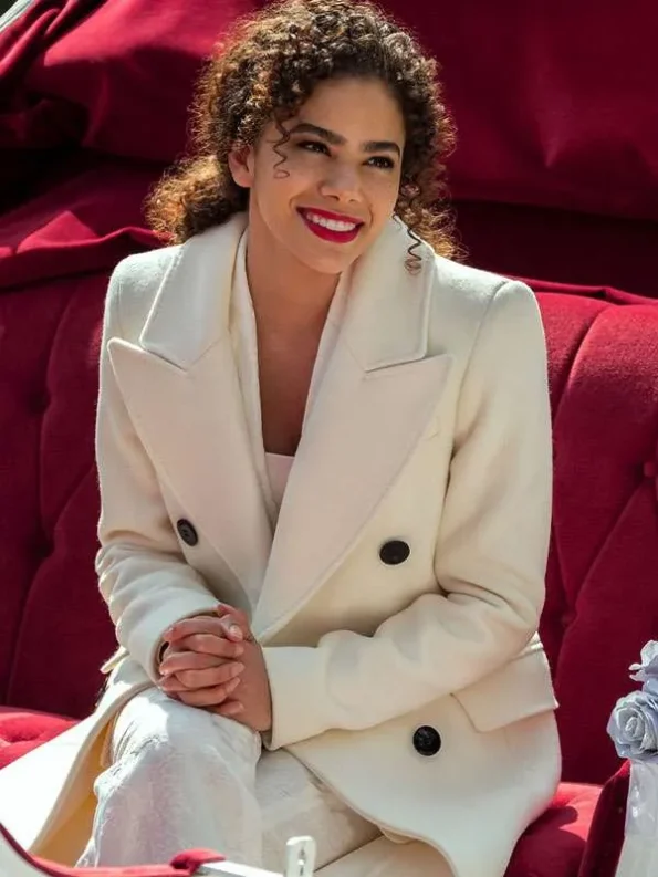 Ginny-Georgia-Ginny-Miller-White-Trench-Coat1-1.webp