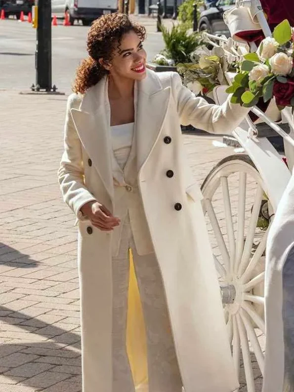 Ginny-Georgia-Ginny-Miller-White-Trench-Coat2-1.webp