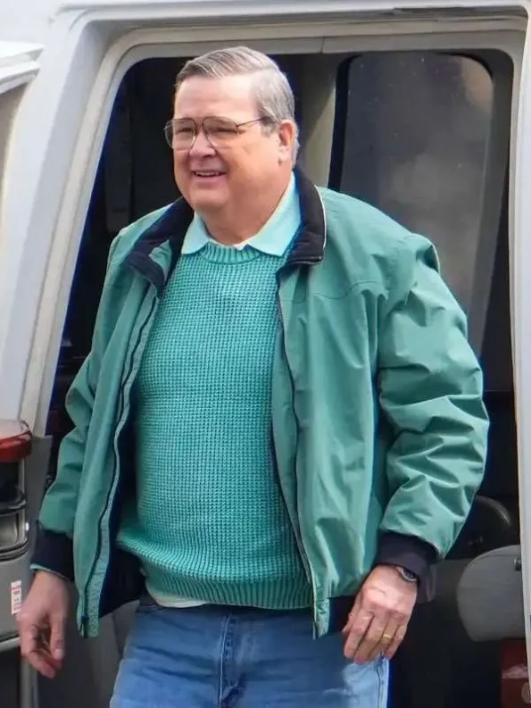 Eric-Stonestreet-Dexter-Resurrection-Green-Jacket1.webp
