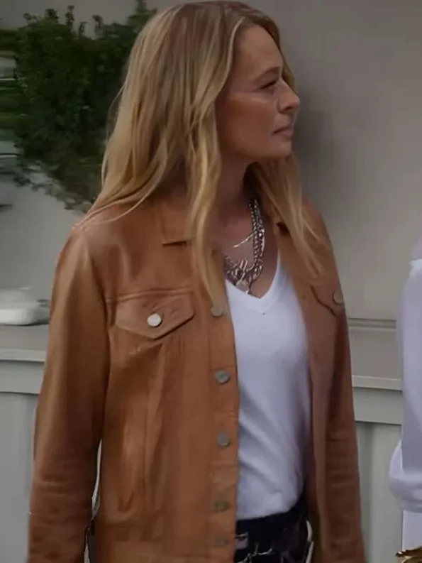 Tara-Cole-Leverage-Redemption-S03-Brown-Jacket.webp