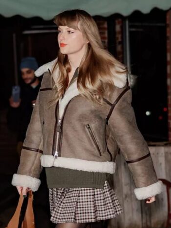 Taylor-Swift-NYC-Aviator-Shearling-Jacket.jpg