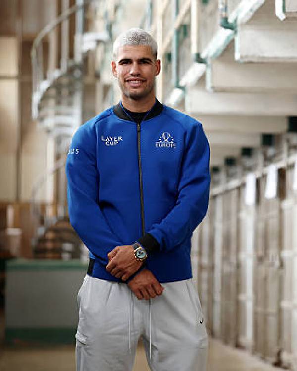 Carlos-Alcaraz-Team-Europe-Laver-Cup-Blue-Jacket1.jpg Carlos-Alcaraz-Team-Europe-Laver-Cup-Blue-Jacket1.jpg