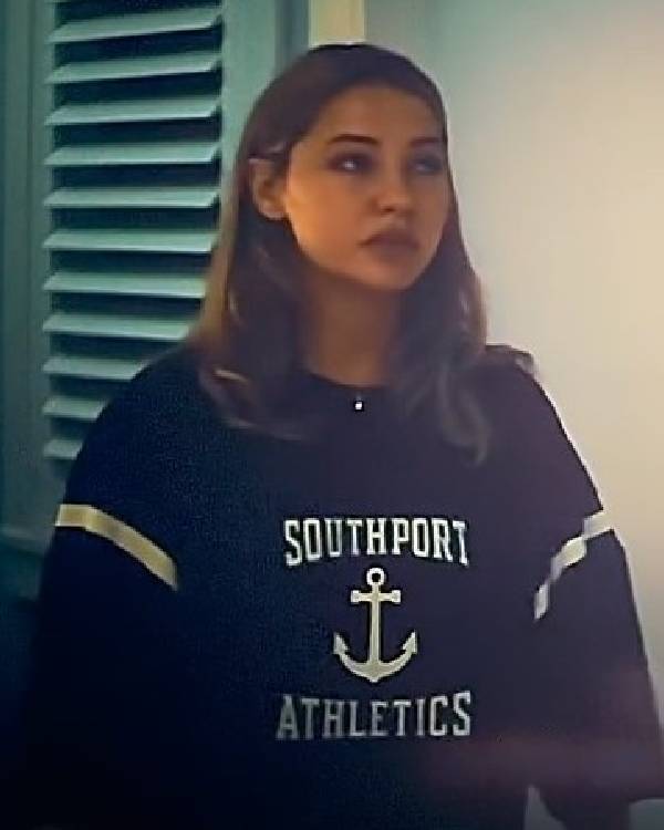 I-Know-What-You-Did-Last-Summer-2025-Madelyn-Cline-Sweatshirt.jpg I-Know-What-You-Did-Last-Summer-2025-Madelyn-Cline-Sweatshirt.jpg