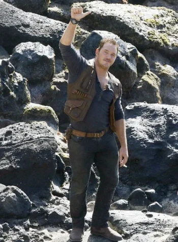 Jurassic-World-Fallen-Kingdom-Chris-Pratt-Vest.webp