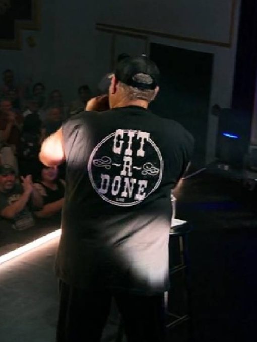 Larry-the-Cable-Guy-Its-a-Gift-Tank-Top1.jpg Larry-the-Cable-Guy-Its-a-Gift-Tank-Top1.jpg