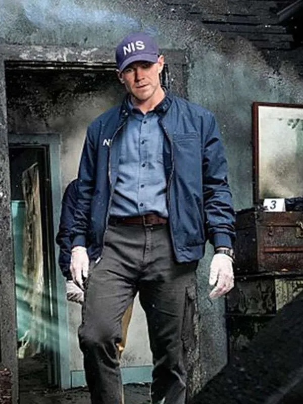 Leroy-Jethro-Gibbs-NCIS-Origins-Blue-Jacket2.webp Leroy-Jethro-Gibbs-NCIS-Origins-Blue-Jacket2.webp