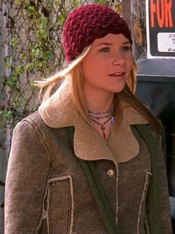 Mika-Boorem-Dawsons-Creek-S06-Shearling-Jacket1.webp