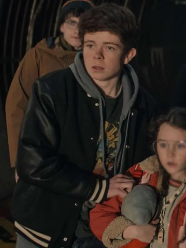 Montgomery-Cuttermill-Invasion-Black-Varsity-Jacket.webp Montgomery-Cuttermill-Invasion-Black-Varsity-Jacket.webp