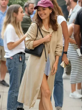NYC-Natalie-Portman-Beige-Coat1.webp