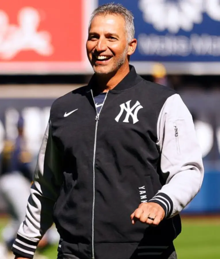 New-York-Yankees-Dugout-Bomber-Jacket-On-Sale.webp