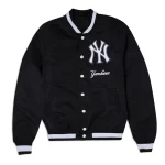 New-York-Yankees-Logo-Select-Black-Jacket.webp