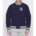 Team-Club-New-Era-New-York-Yankees-Jacket1.webp