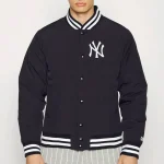 Team-Club-New-Era-New-York-Yankees-Jacket1.webp