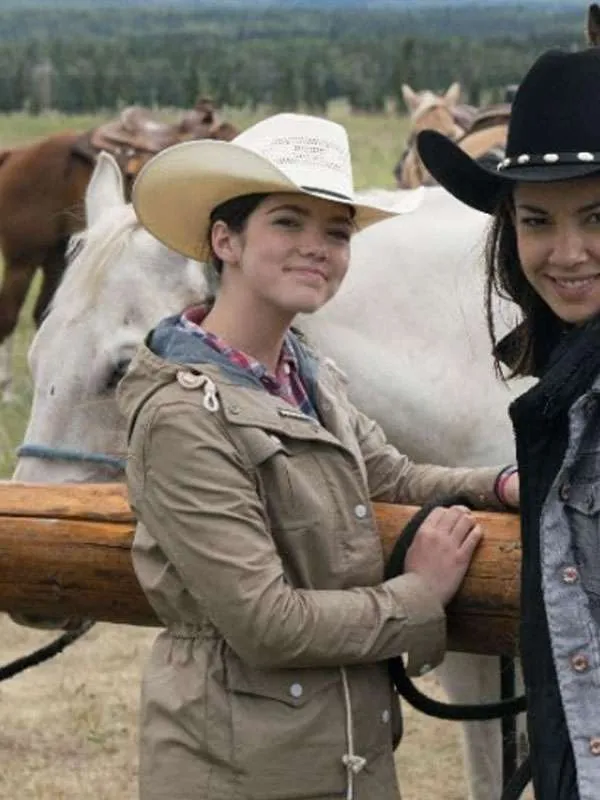 Alisha-Newton-Heartland-Beige-Cotton-Jacket3.webp Alisha-Newton-Heartland-Beige-Cotton-Jacket3.webp