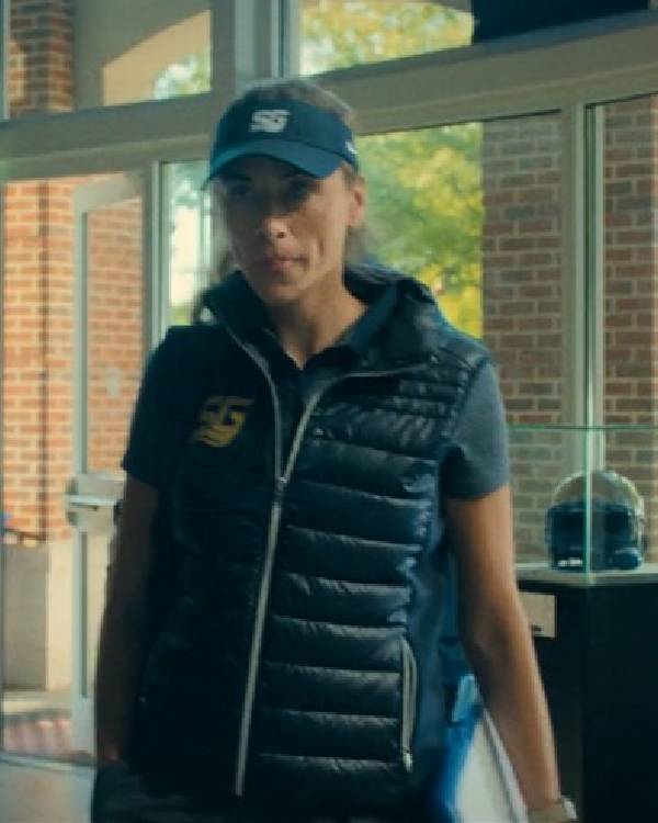 Chad-Powers-Perry-Mattfeld-Puffer-Vest2.jpg Chad-Powers-Perry-Mattfeld-Puffer-Vest2.jpg