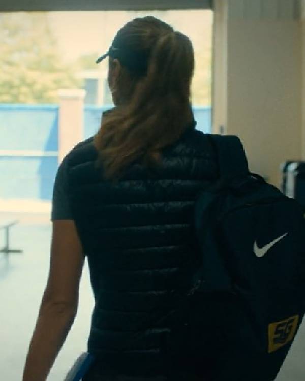 Chad-Powers-Perry-Mattfeld-Puffer-Vest3.jpg Chad-Powers-Perry-Mattfeld-Puffer-Vest3.jpg