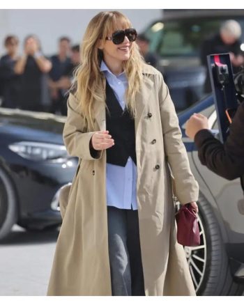 Jennifer-Lawrence-Paris-Fashion-Week-2025-Long-Coat1.jpg