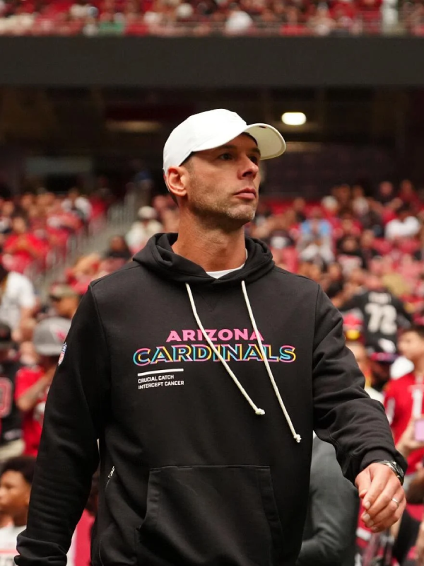 Jonathan-Gannon-Cardinals-2025-Crucial-Catch-Hoodie.webp Jonathan-Gannon-Cardinals-2025-Crucial-Catch-Hoodie.webp