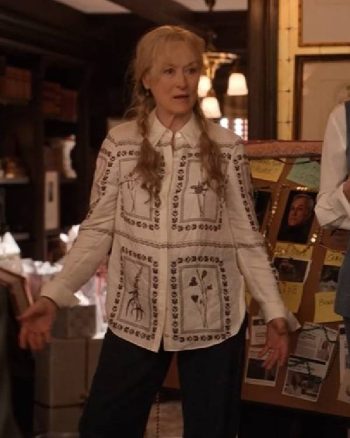 Only-Murders-in-the-Building-S05-Meryl-Streep-Printed-Blouse.jpg
