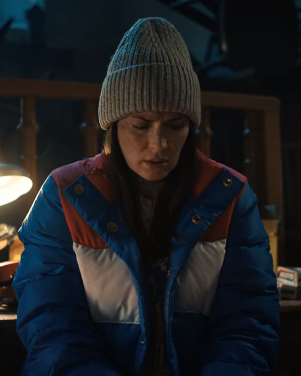 Stranger-Things-S04-Joyce-Byers-Puffer-Jacket2.jpg Stranger-Things-S04-Joyce-Byers-Puffer-Jacket2.jpg