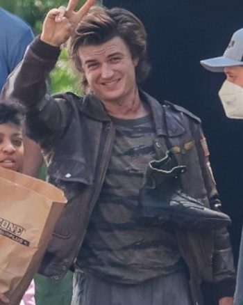 Stranger-Things-SO4-Joe-Keery-Jacket1.jpg