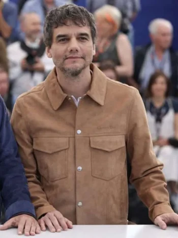 Wagner-Moura-The-Secret-Agent-Brown-Suede-Leather-Jacket1.webp