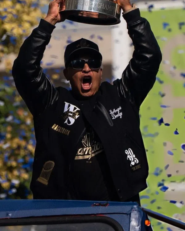 Dave-Roberts-Dodgers-World-Series-Championship-Parade-Jacket2.webp Dave-Roberts-Dodgers-World-Series-Championship-Parade-Jacket2.webp